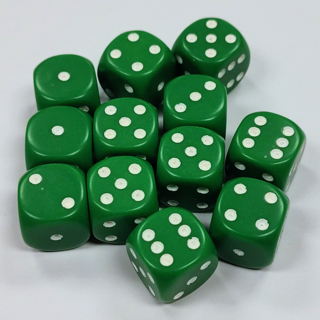 Opaque 16mm Dice w/ Rounded Corners Green w/ White Pips (12 Pk)